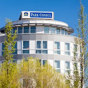 Plaza Premium Отель
